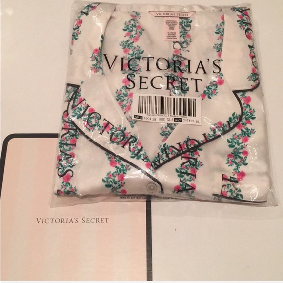 Victoria's Secret Other - VICTORIA'S SECRET floral logo The Satin Pajama Set